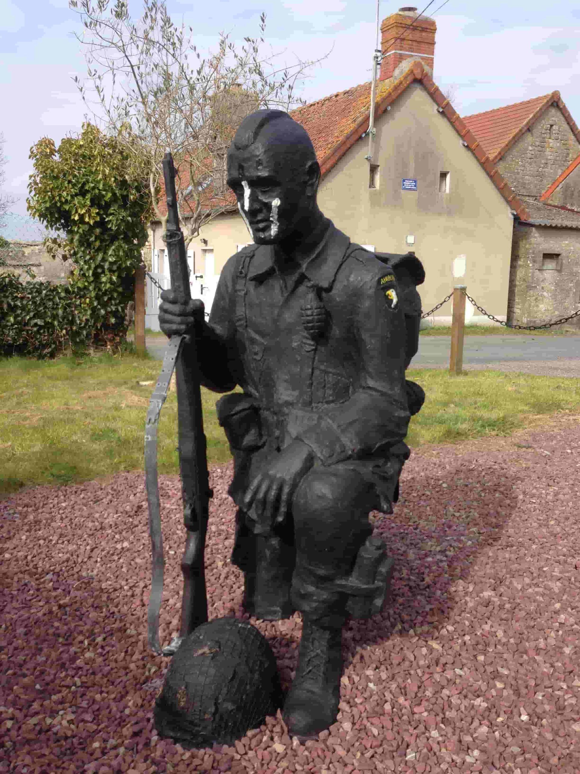 101st AB DIVISION – BAPTISM OF FIRE ON D-DAY